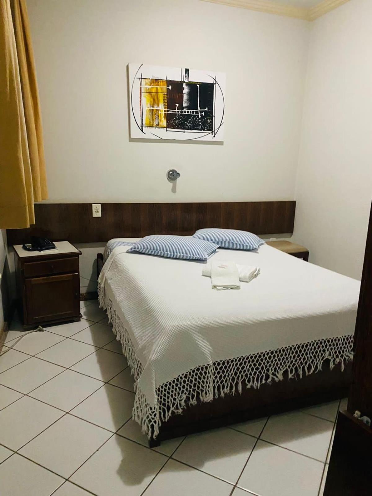 Carmo do Cajuru Hotel Dona Josa מראה חיצוני תמונה